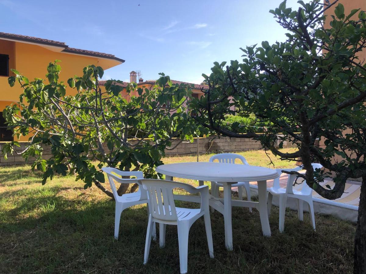 Private Apartment With Garden Cannigione Exteriör bild