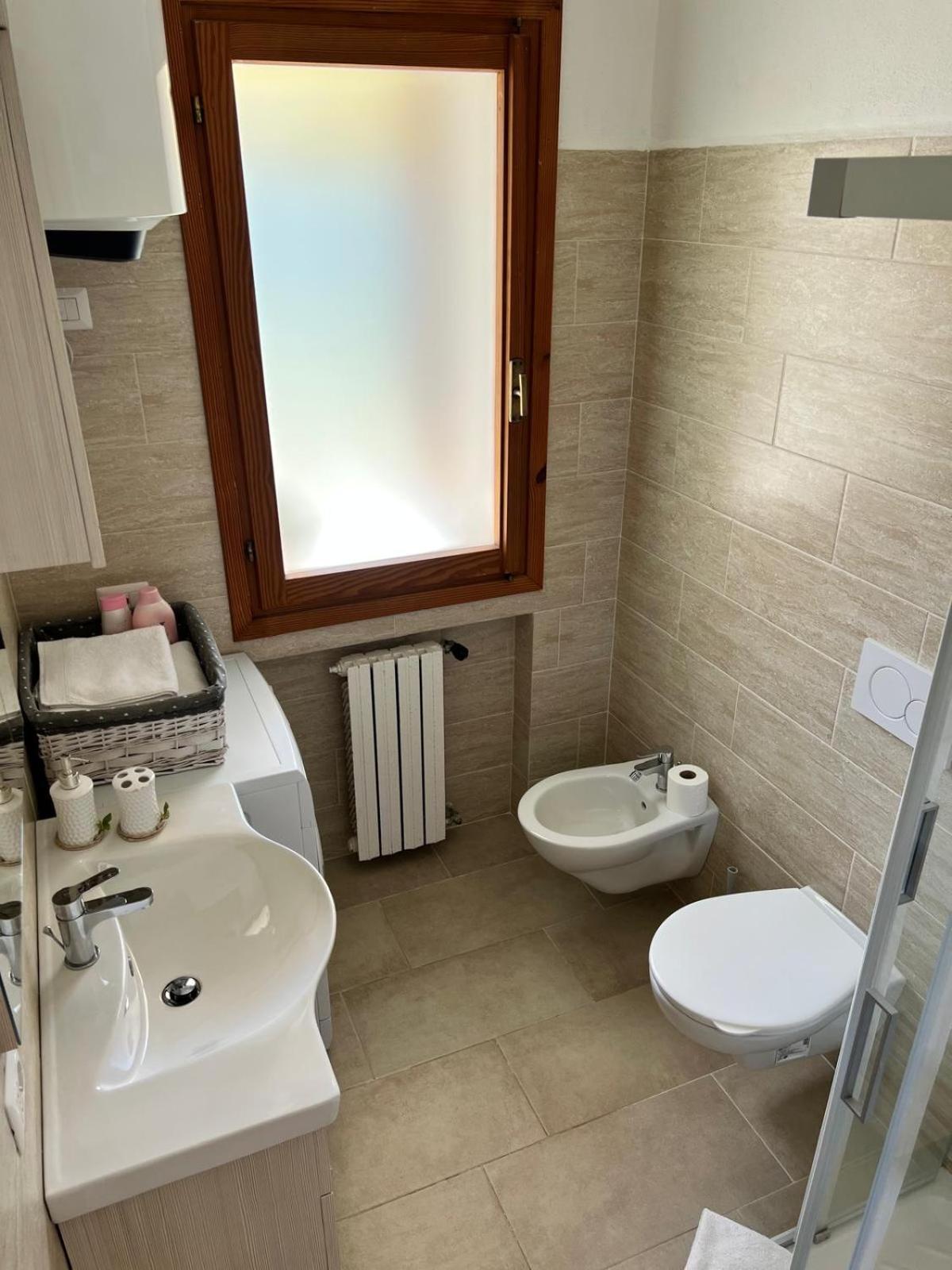 Private Apartment With Garden Cannigione Exteriör bild